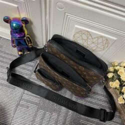 Louis Vuitton Trio Messenger Calf Leather replica