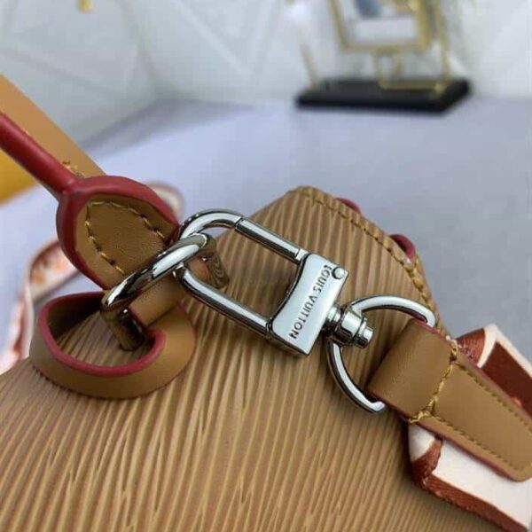 Louis Vuitton Cluny BB replica