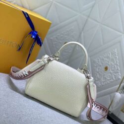 Louis Vuitton Cluny BB replica