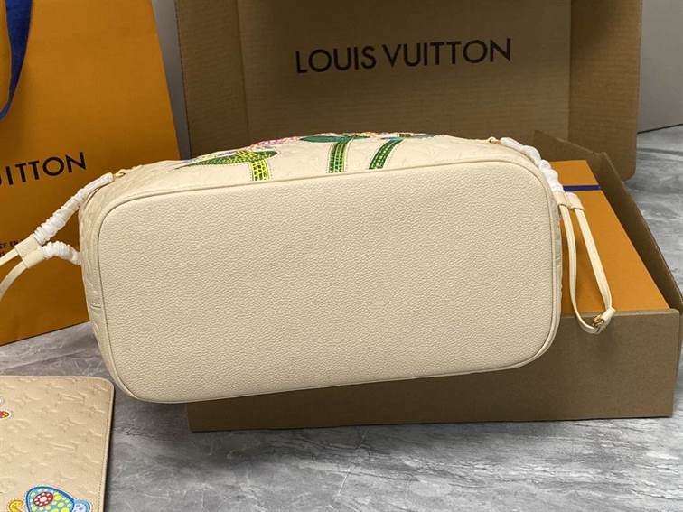 LOUIS VUITTON LV x YK Neverfull MM - Original replica