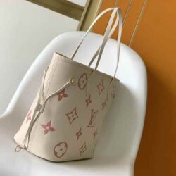 Louis Vuitton Neverfull MM Creme