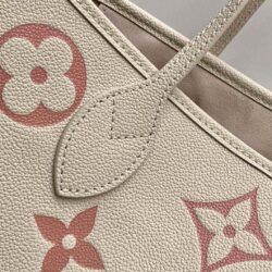 Louis Vuitton Neverfull MM Creme