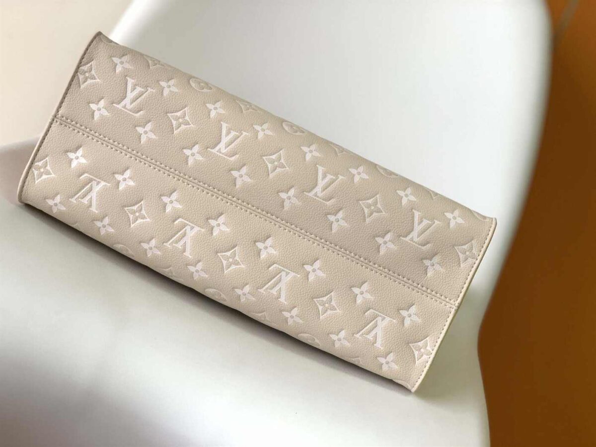 Louis Vuitton Empreinte Monogram Spring In The City Onthego MM