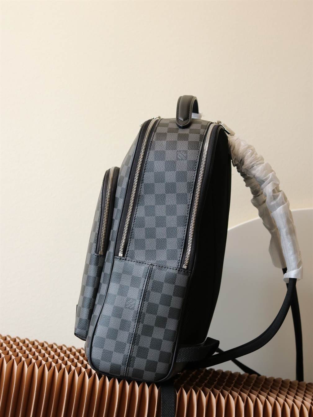 Louis Vuitton Avenue Backpack-Original replica