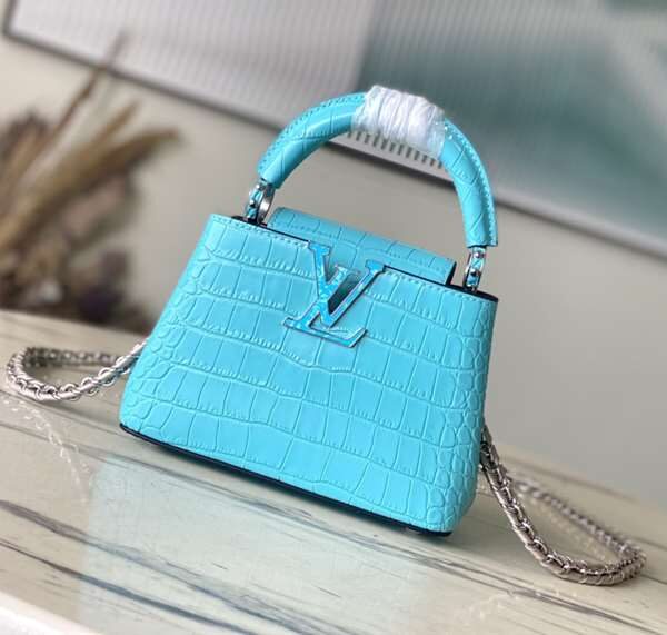 Louis Vuitton Capucines Mini-Original Replica