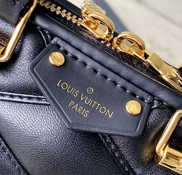 Louis Vuitton Nano Alma-Original replica