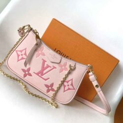 Louis Vuitton Easy Pouch On Strap-Original Replica