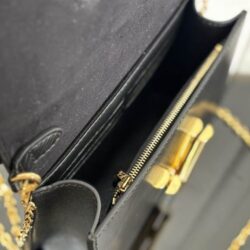 Louis Vuitton Twist Belt Chain Pouch-Original Replica