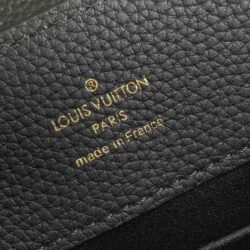 Louis Vuitton Capucines East-West MM-Original Replica