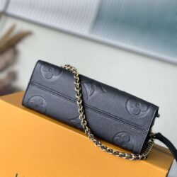 Louis Vuitton OnTheGo East West - Original Replica