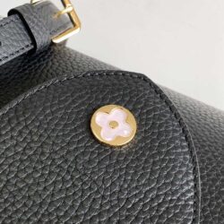 Louis Vuitton Capucines MM- Original Replica