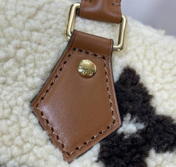 Louis Vuitton Speedy Bandoulière 25 Shearling- Original Replica