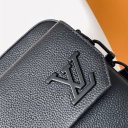 Louis Vuitton Fastline Messenger - Original Quality